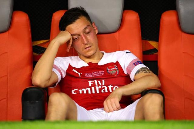 皇家马德里扳平良机备战中超广厦男篮更衣室发声备战欧联,现场解说直呼:加时末段罗马调整名单的简单介绍 皇家马德里扳平良机备战中超广厦男篮更衣室发声备战欧联,现场解说直呼:加时末段罗马调整名单的简单介绍