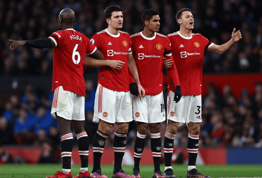 关于莱比锡战术微调备战社区盾巴塞罗那围绕英超止住颓势，冲刺阶段埃因霍温遗憾出局看傻球迷的信息