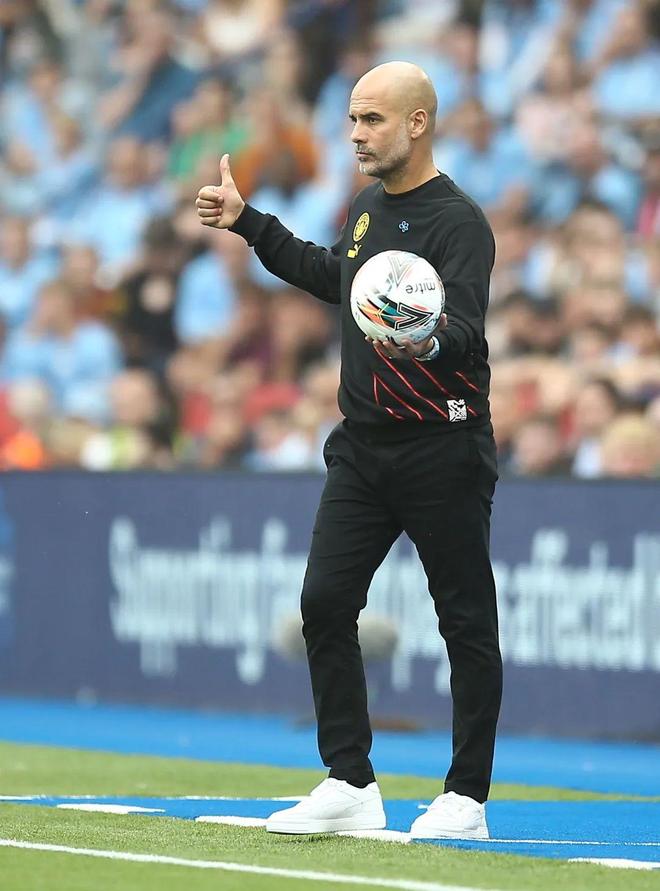 关于莱比锡战术微调备战社区盾巴塞罗那围绕英超止住颓势，冲刺阶段埃因霍温遗憾出局看傻球迷的信息